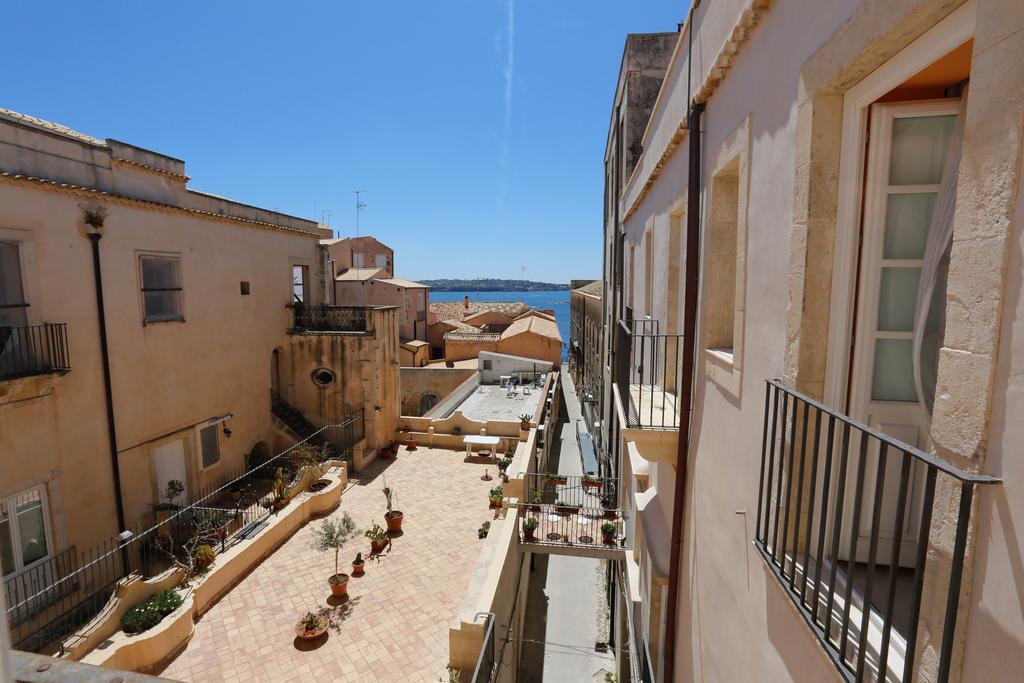 Casa Maiorca Apartment Сиракуза Стая снимка